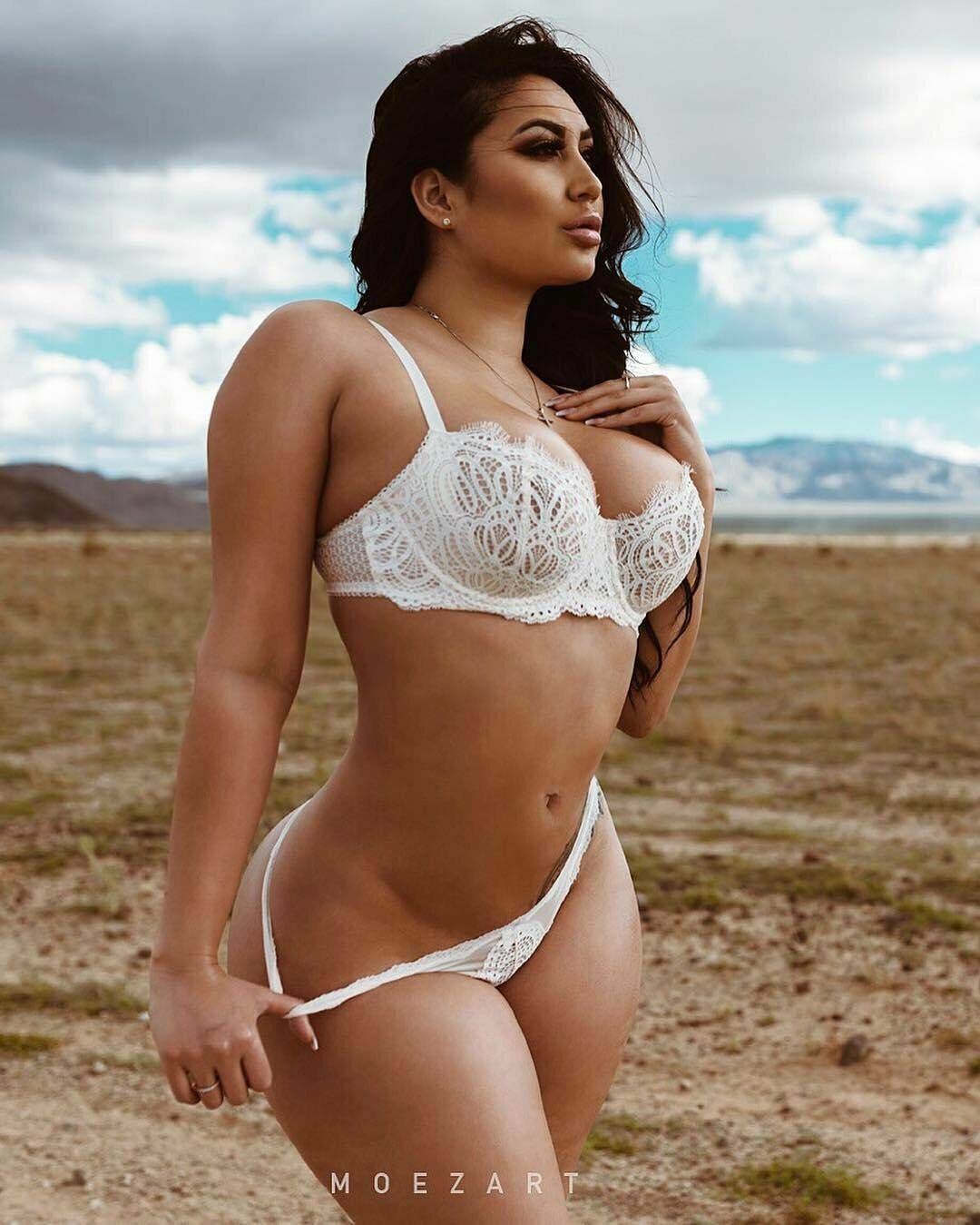 Beautiful naked latino women usa