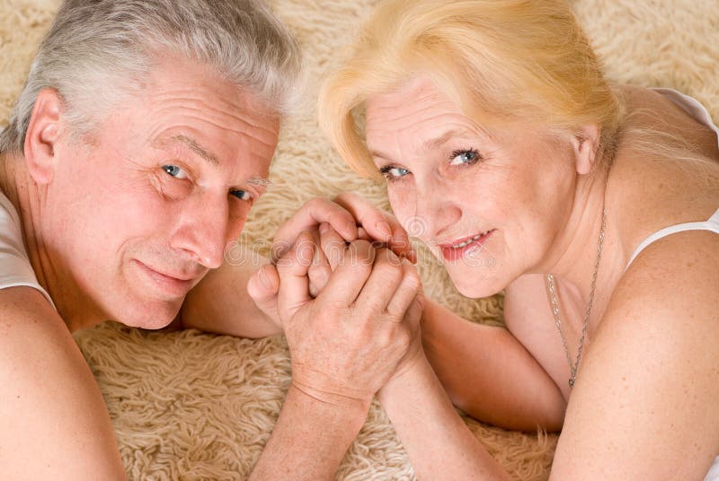 Женщины Занимающихся Сексом С Пожилыми Мужчинами