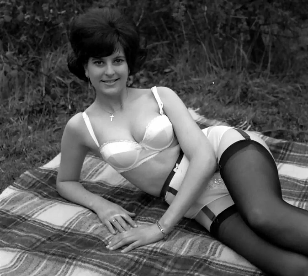Винтажные интим фото актрис из прошлого века и 60-х 70-х годов