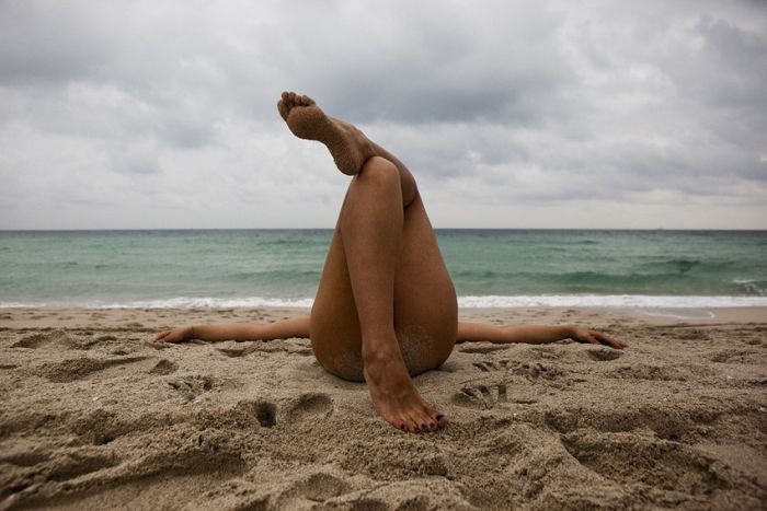 Фото Голых Женщин На Нудистском Пляже