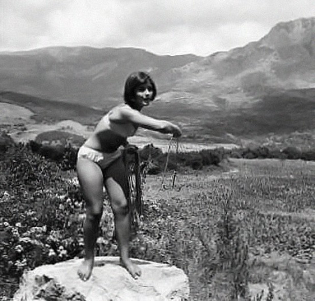 Дикие Девочки С Голого Запада 1962