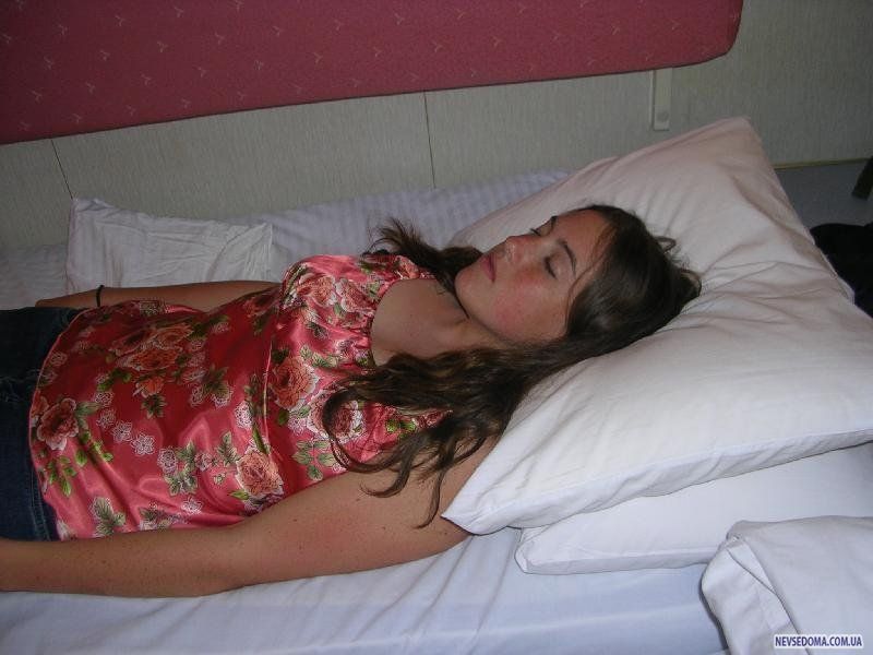 Фото Голых Спящих Девушек