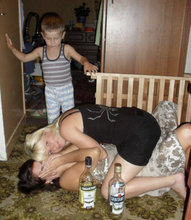 Голые Пьяные Муж И Жена